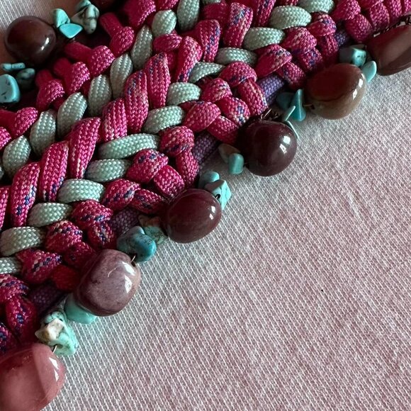 Paracord Bracelet with Stones - Picture 6 of 6